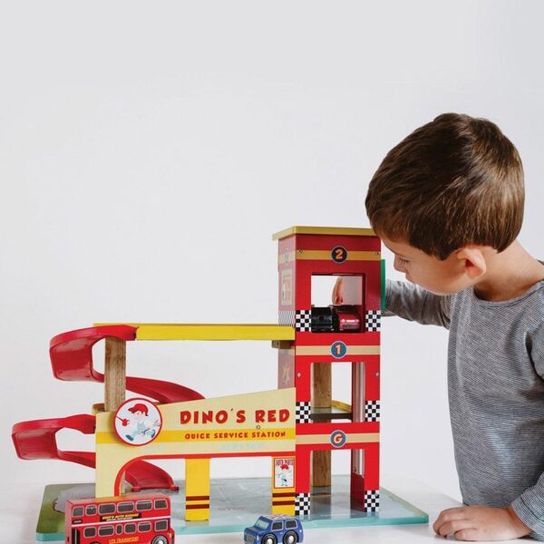 Garaj din lemn, Le Toy Van, Dino's Toy, rosu, 3 ani+