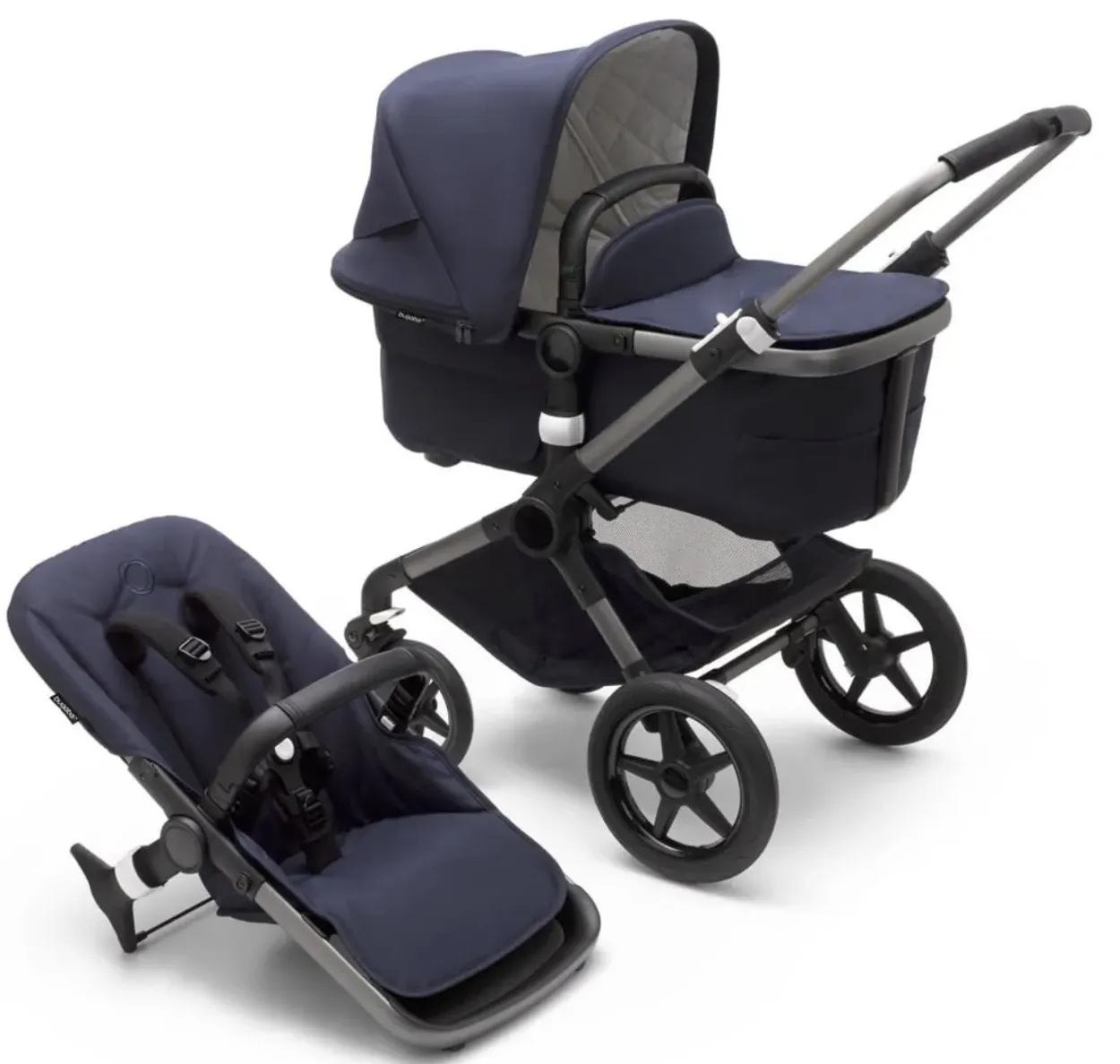 Carucior Bugaboo Fox 3 Classic Graphite Dark Navy 2 in 1- Aventura pe orice teren Carucior Bugaboo Fox 3 Classic Graphite Dark Navy 2 in 1- Aventura pe orice teren