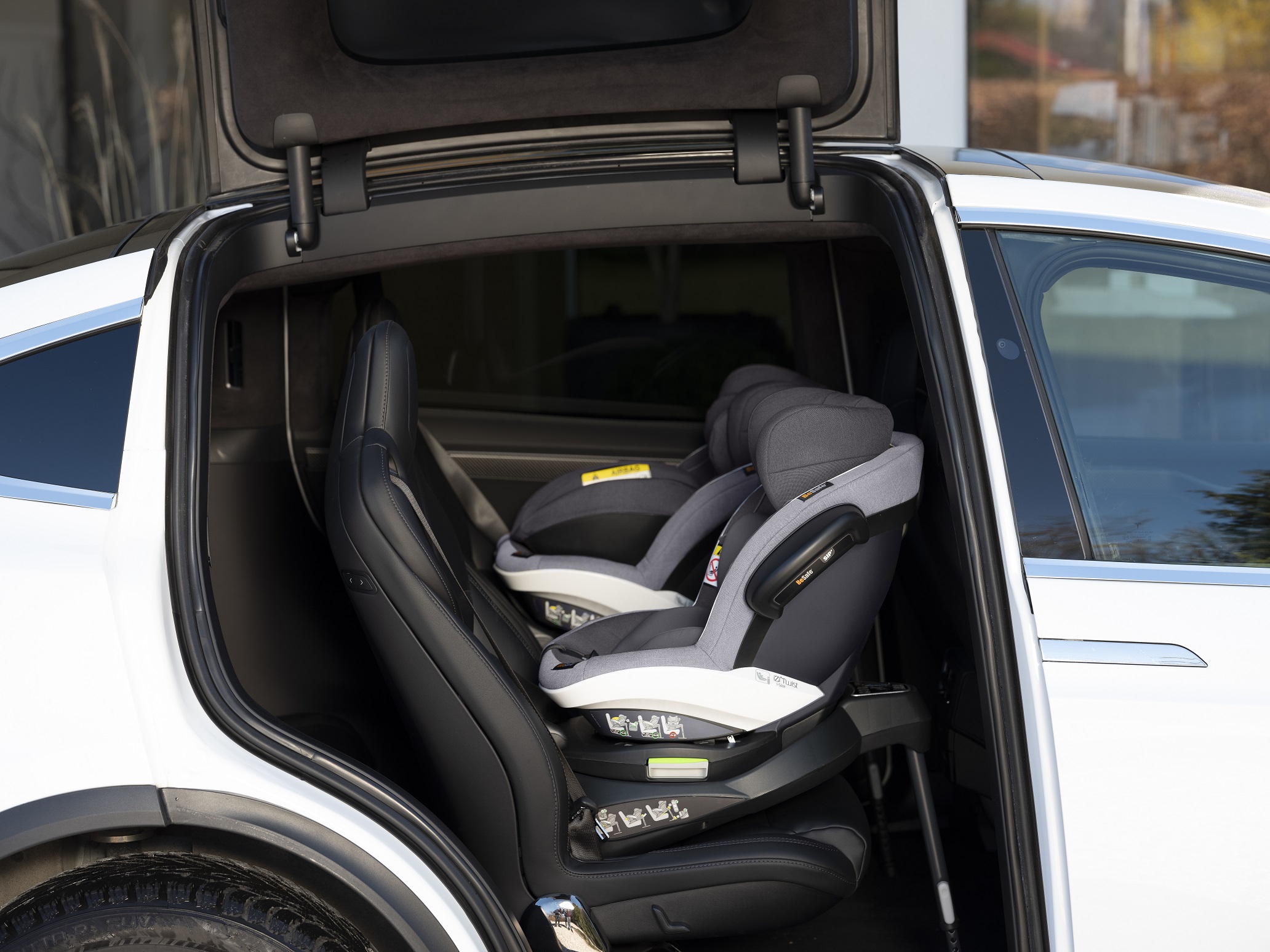 Scaun auto rotativ iZi Twist i-Size Gri Metallic Mélange