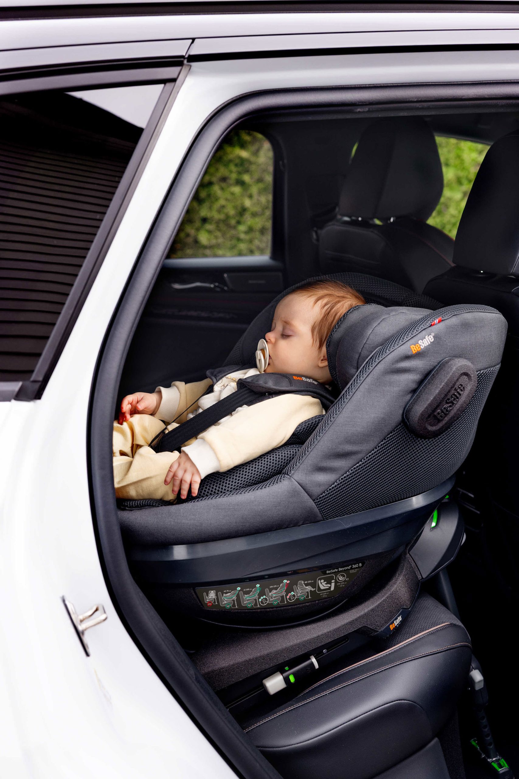 Scaun auto copii Beyond² 360 B (0-6 ani) Gri Anthracite Mesh